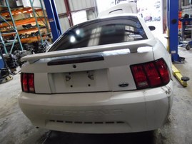 2004 FORD MUSTANG CPE WHITE 3.9L AT F19052